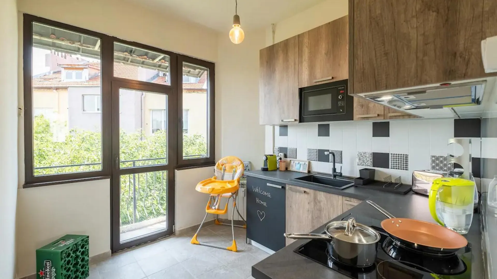 Orange Friendly Apartment Near Vitosha Blvd Sofia